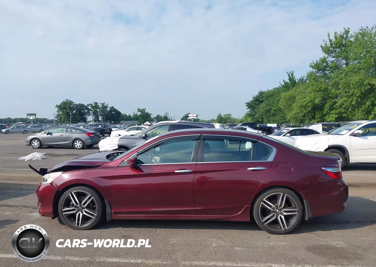 2016 Honda Accord Sport VIN:1HGCR2F52GA080215 - 14