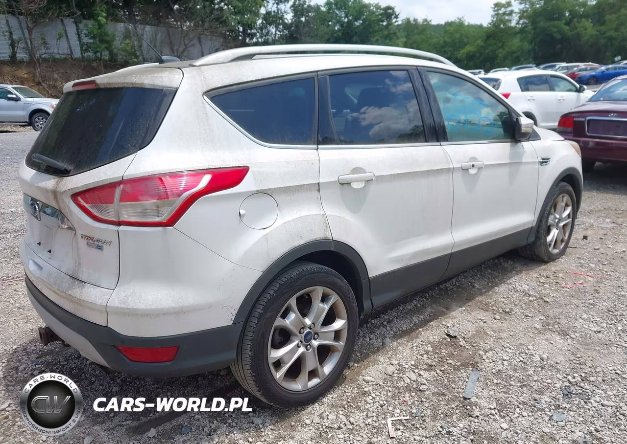 2015 Ford Escape Titanium VIN:1FMCU9J99FUC75804 - 4