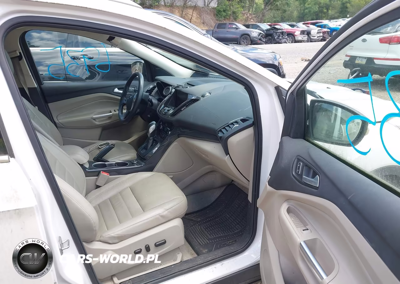 2015 Ford Escape Titanium VIN:1FMCU9J99FUC75804 - 5