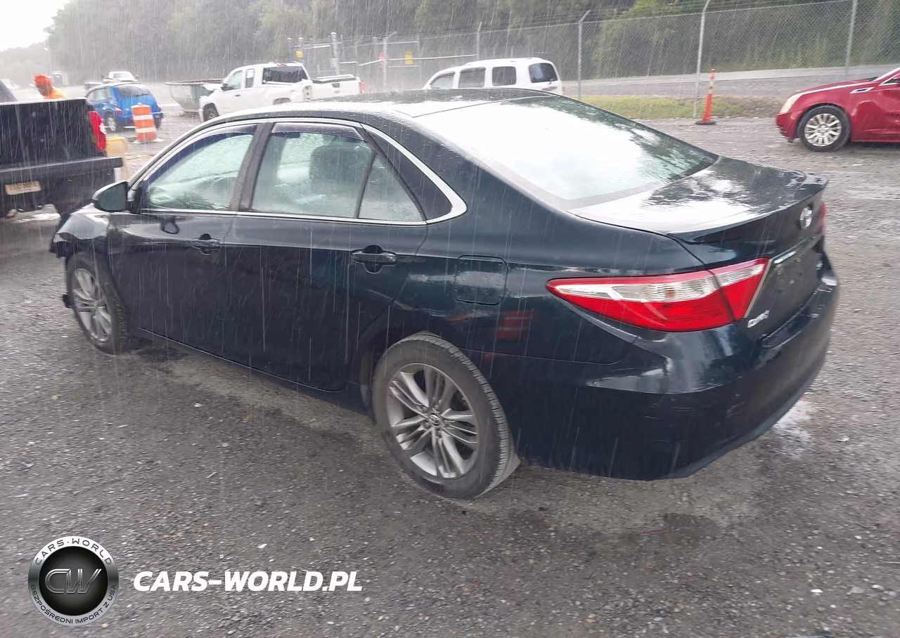 2015 Toyota Camry Se VIN:4T1BF1FK9FU076934 - 3