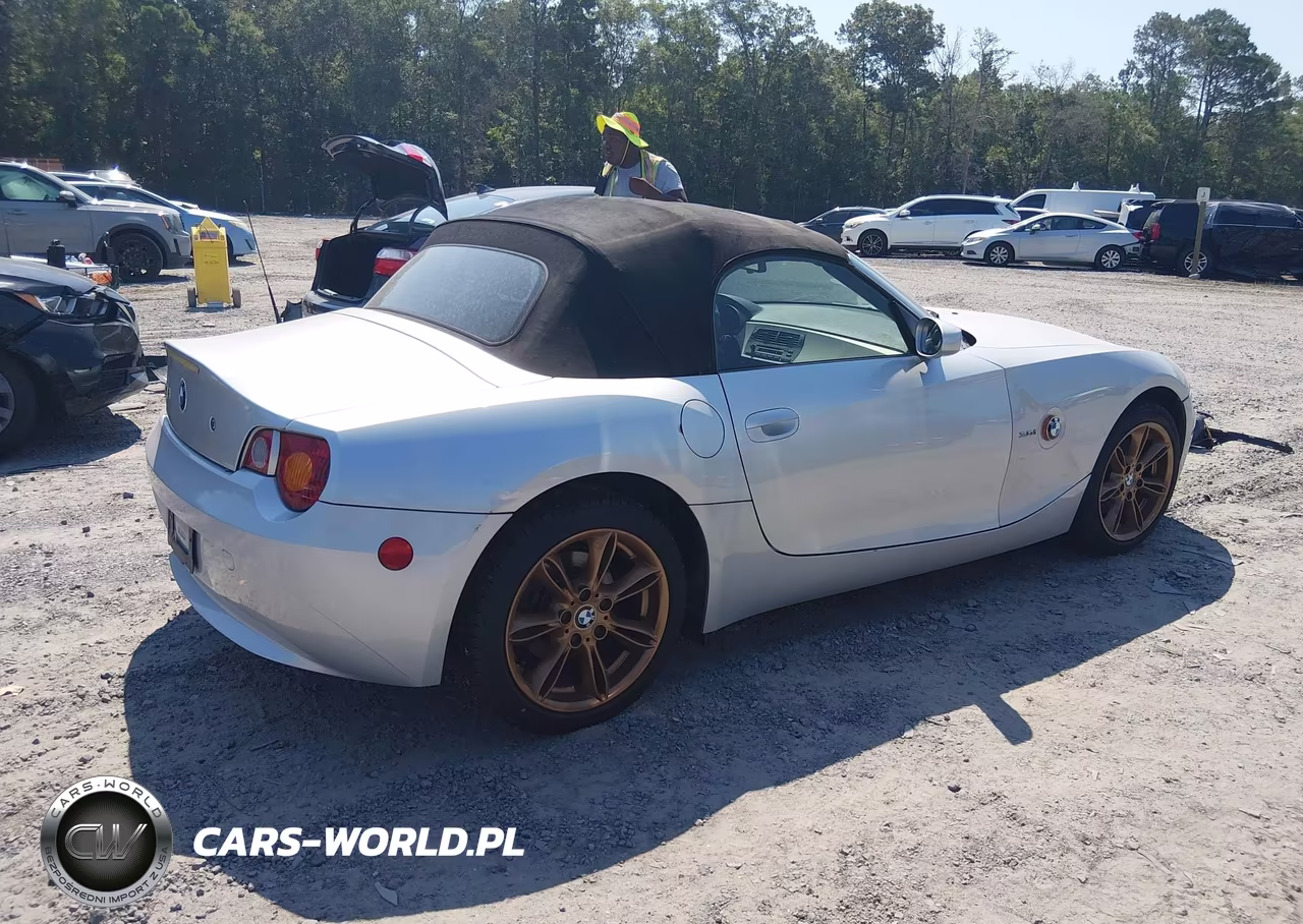 2003 BMW Z4 3.0I VIN:4USBT53453LU05537 - 4