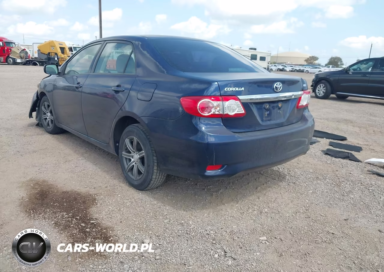 2011 Toyota Corolla Le VIN:JTDBU4EE6B9125026 - 3