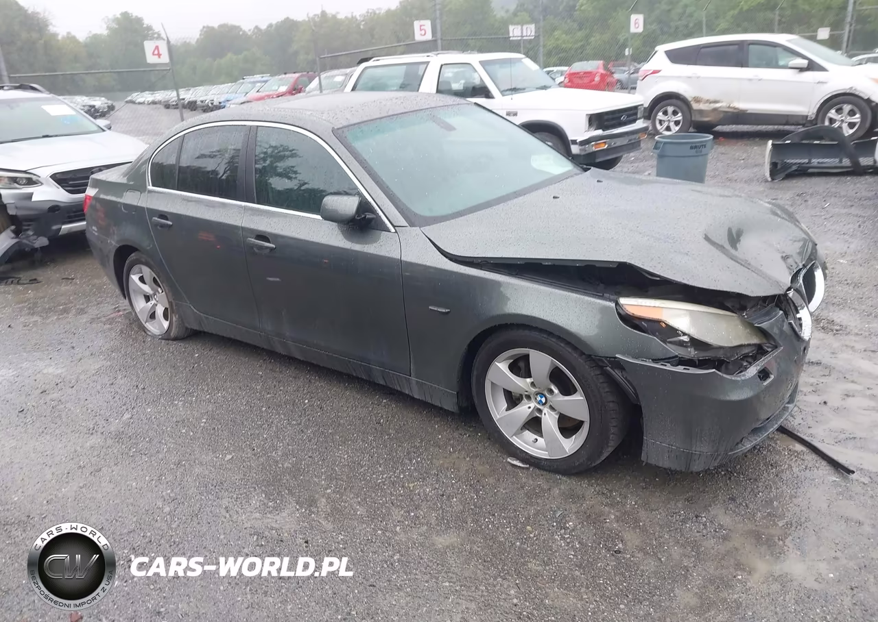 2004 BMW 530I
