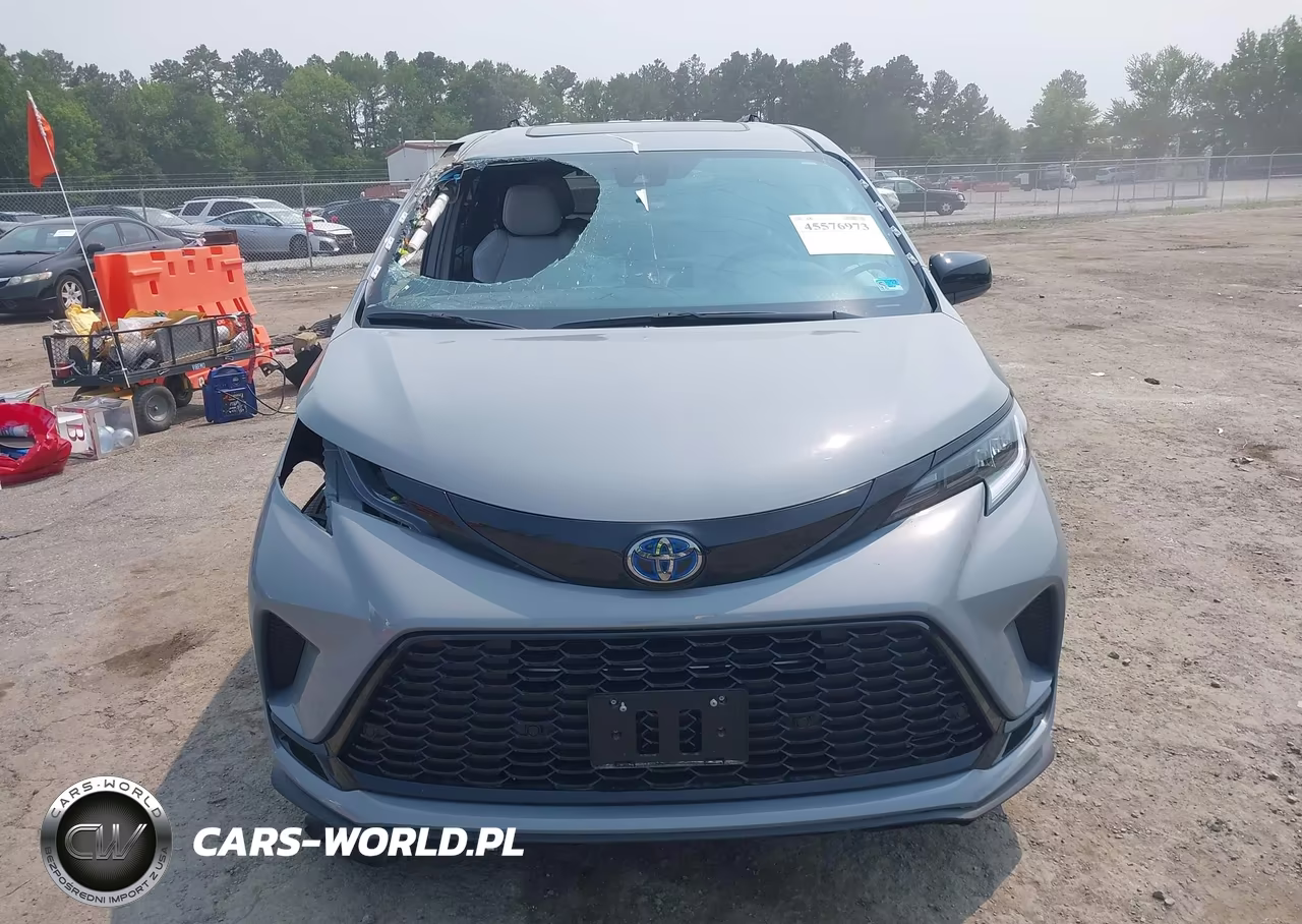 2025 Toyota Sienna Xse VIN:5TDDSKFC4SS176154 - 13