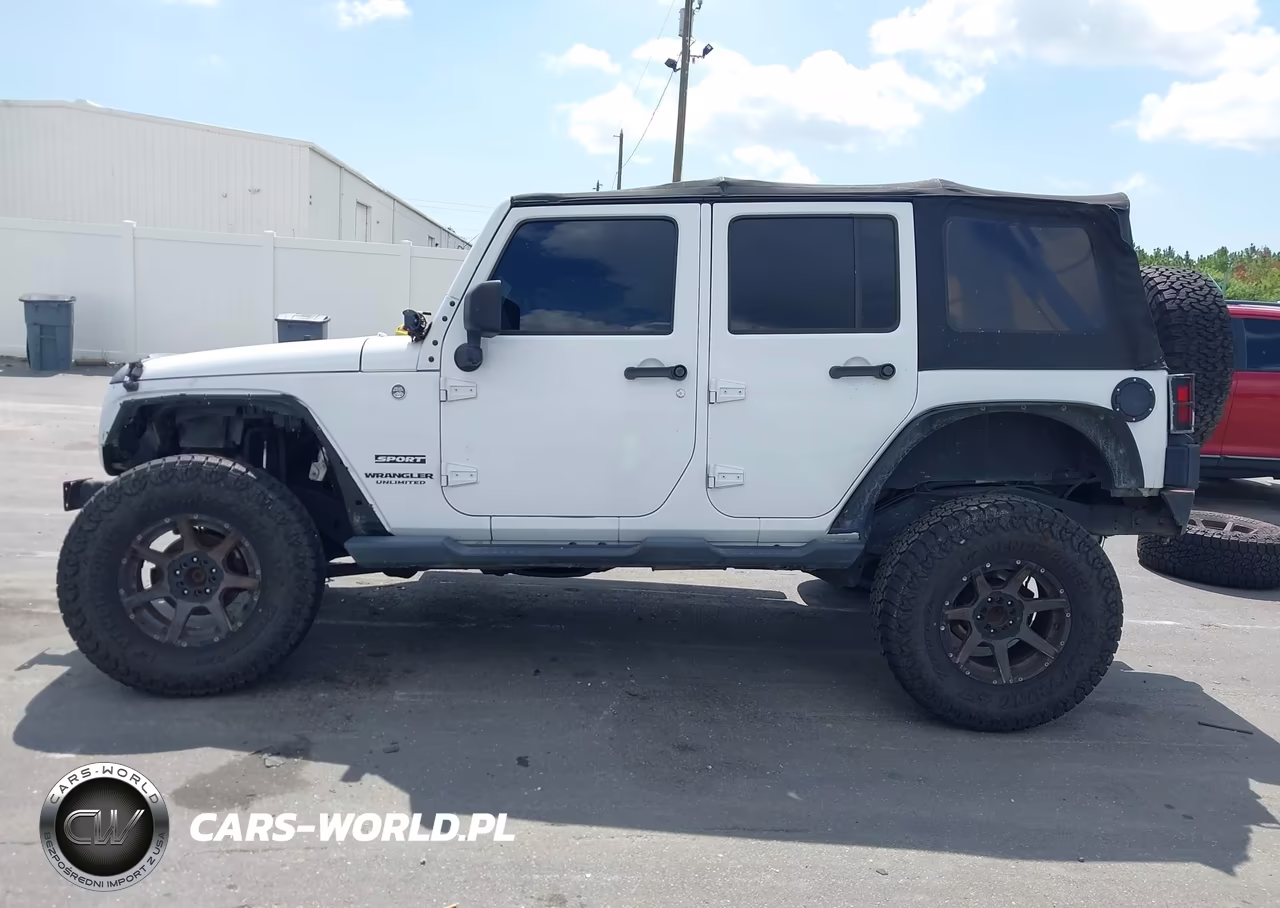 2015 Jeep Wrangler Unlimited Sport VIN:1C4BJWDG0FL766964 - 15