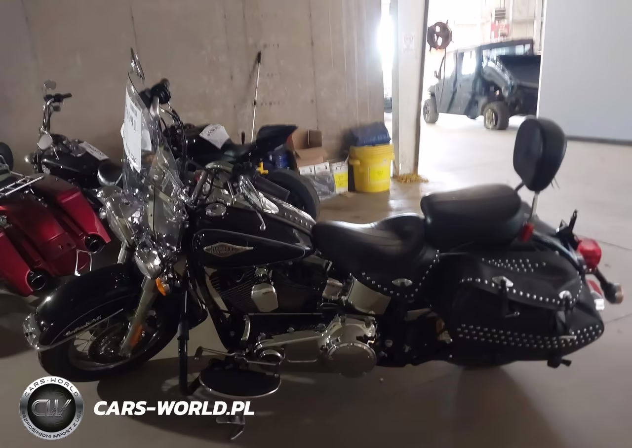 2012 Harley-Davidson Flstc Heritage Softail Classic VIN:1HD1BWV14CB026918 - 14