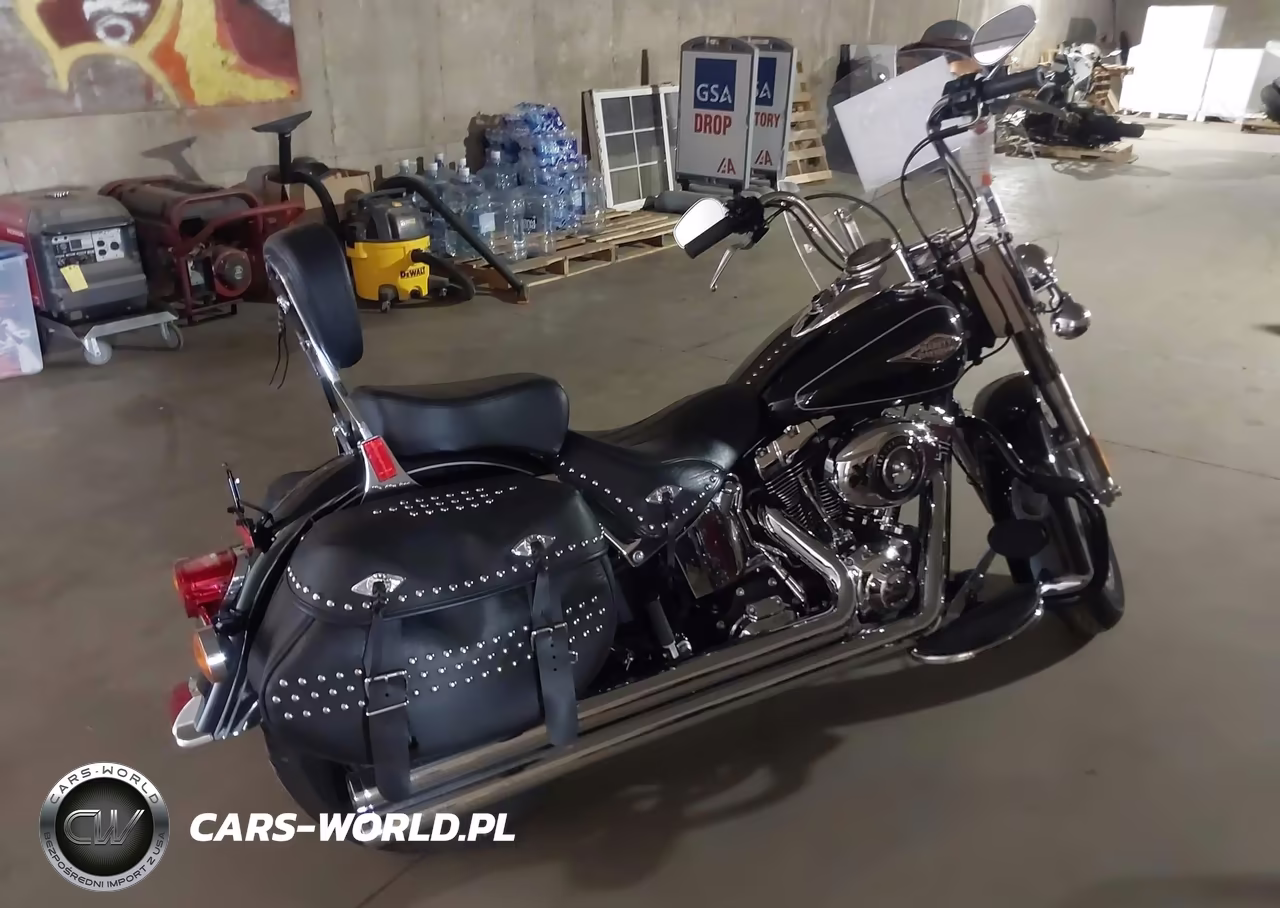 2012 Harley-Davidson Flstc Heritage Softail Classic VIN:1HD1BWV14CB026918 - 4