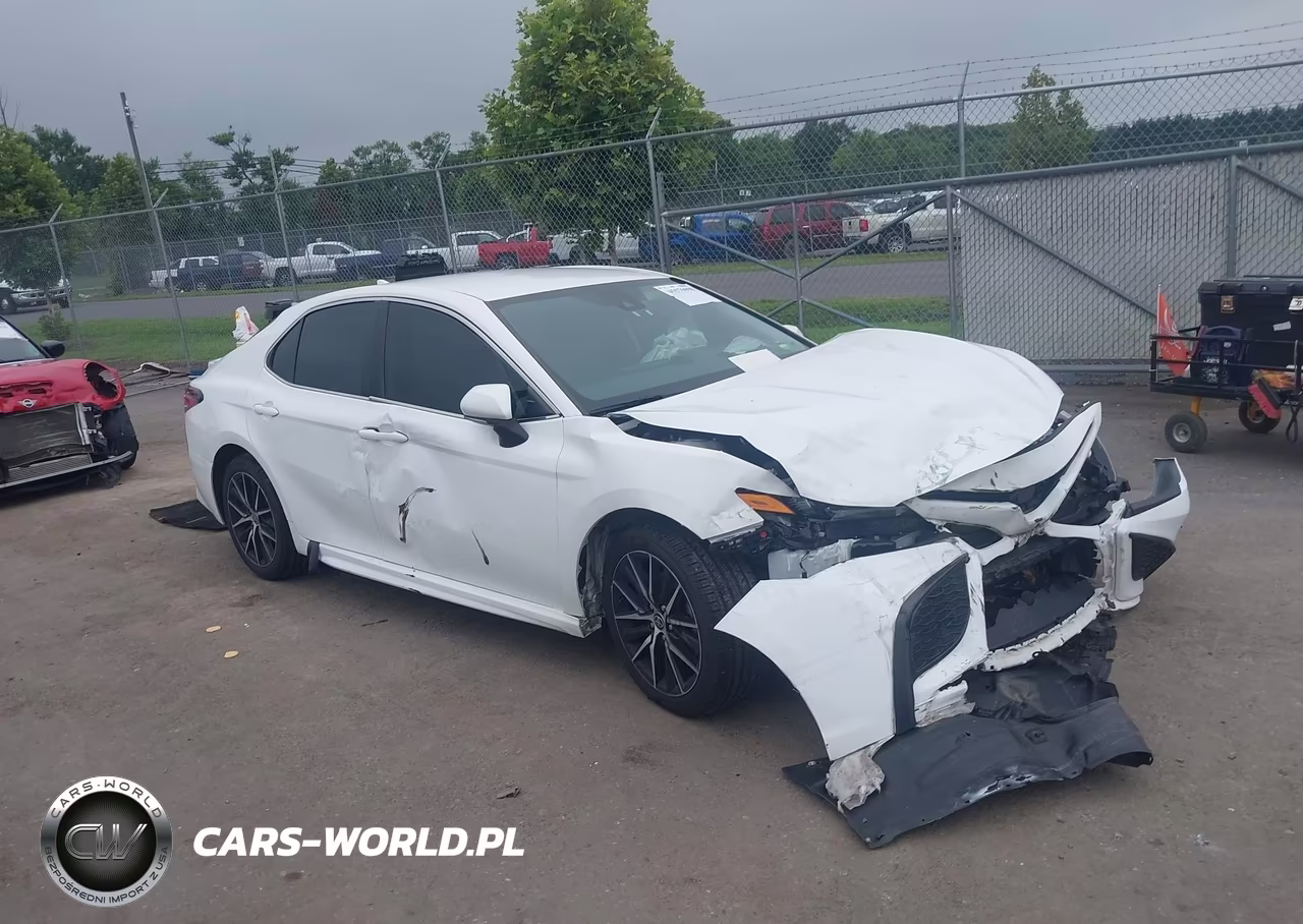 2022 Toyota Camry Se
