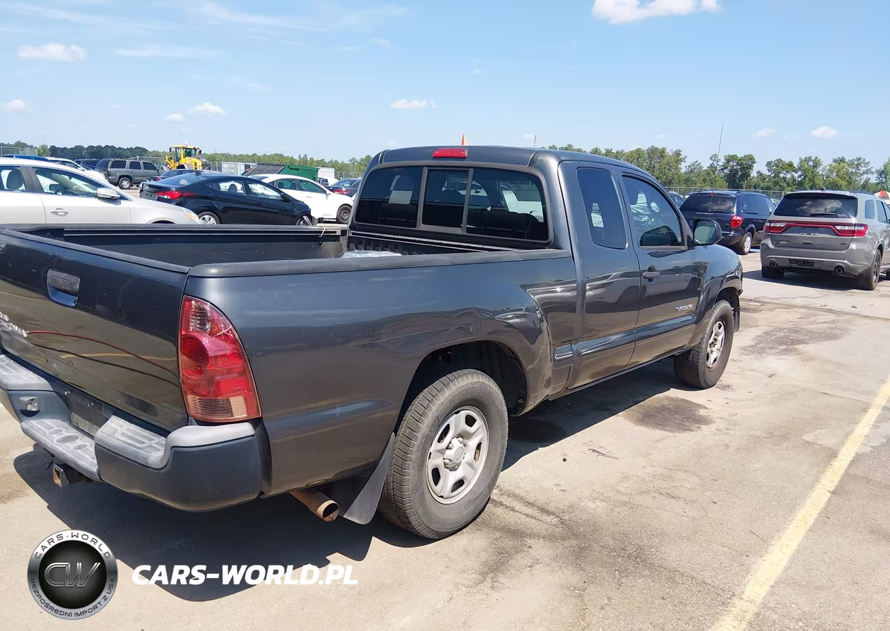 2013 Toyota Tacoma VIN:5TFTX4CN2DX028919 - 4