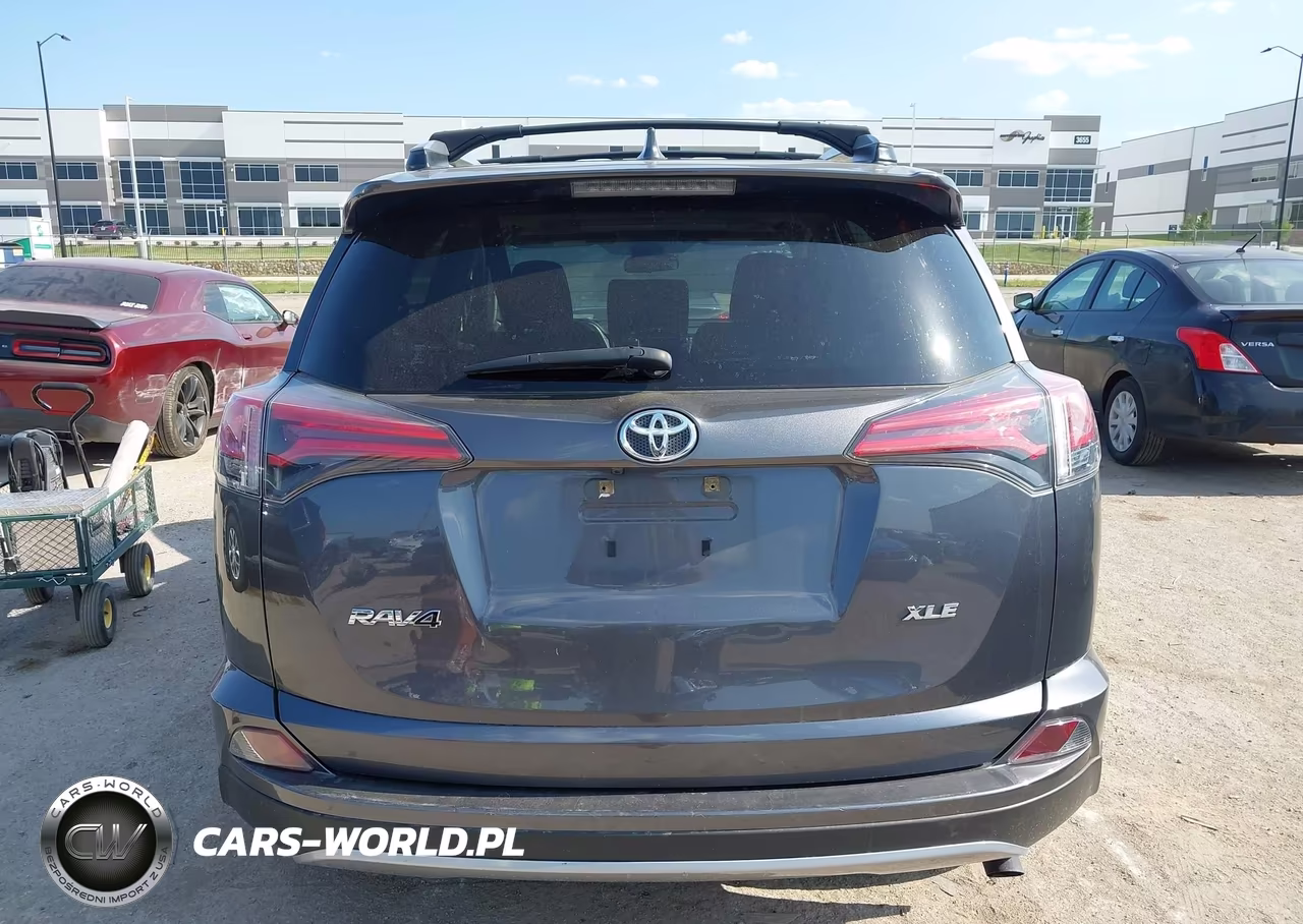 2017 Toyota Rav4 Xle VIN:JTMWFREV2HD102387 - 16