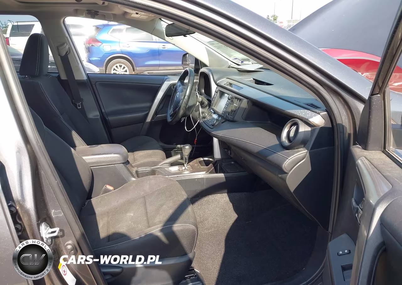 2017 Toyota Rav4 Xle VIN:JTMWFREV2HD102387 - 5