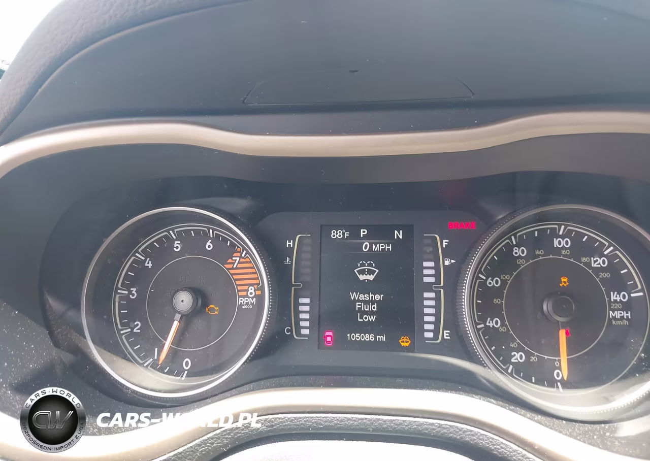 2017 Jeep Cherokee Altitude VIN:1C4PJLAS9HW663069 - 7
