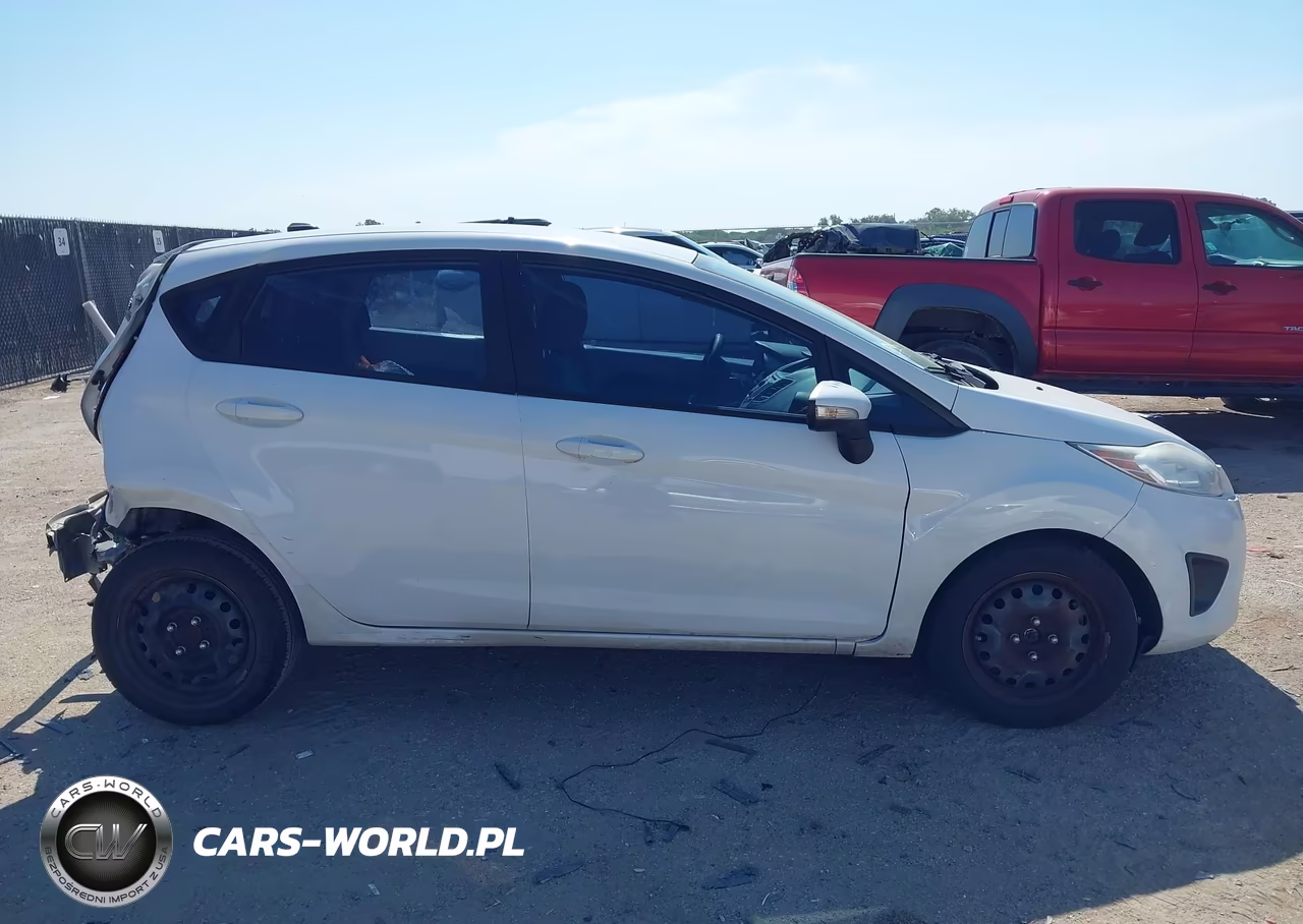 2013 Ford Fiesta Se VIN:3FADP4EJ6DM176582 - 13