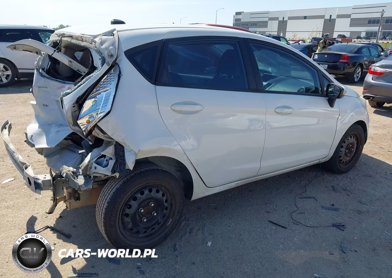 2013 Ford Fiesta Se VIN:3FADP4EJ6DM176582 - 4