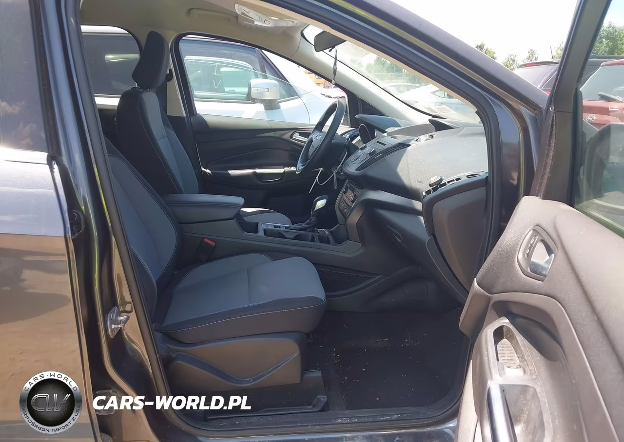 2018 Ford Escape Se VIN:1FMCU9GD5JUC90157 - 5