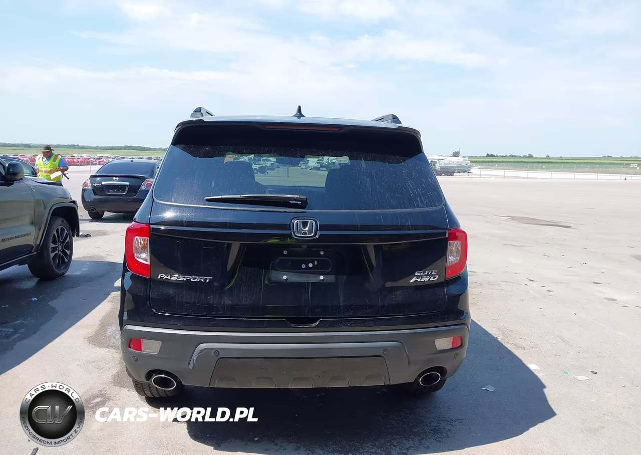 2019 Honda Passport Elite VIN:5FNYF8H0XKB005764 - 16
