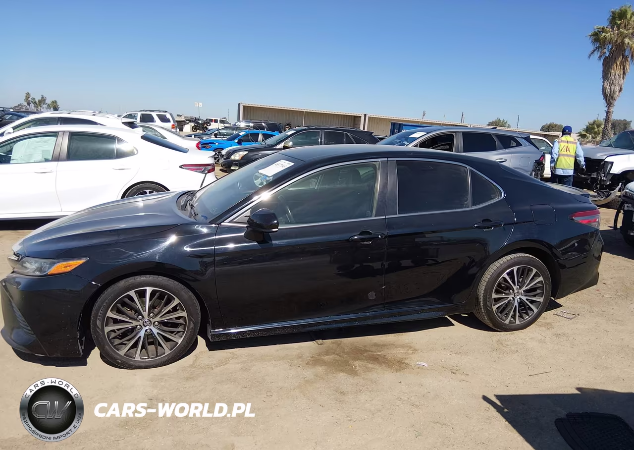 2018 Toyota Camry Se VIN:JTNB11HK9J3020423 - 14