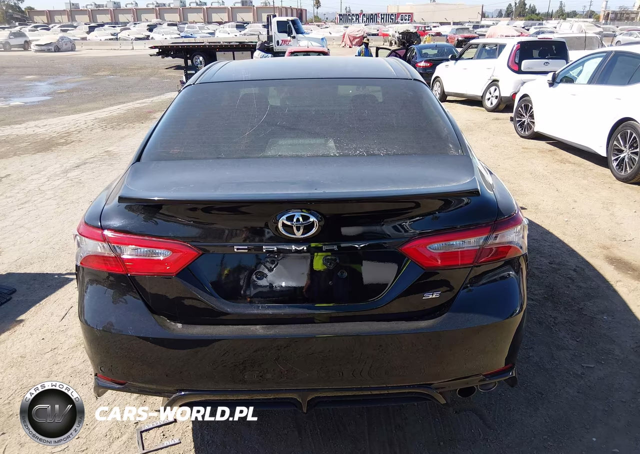 2018 Toyota Camry Se VIN:JTNB11HK9J3020423 - 16