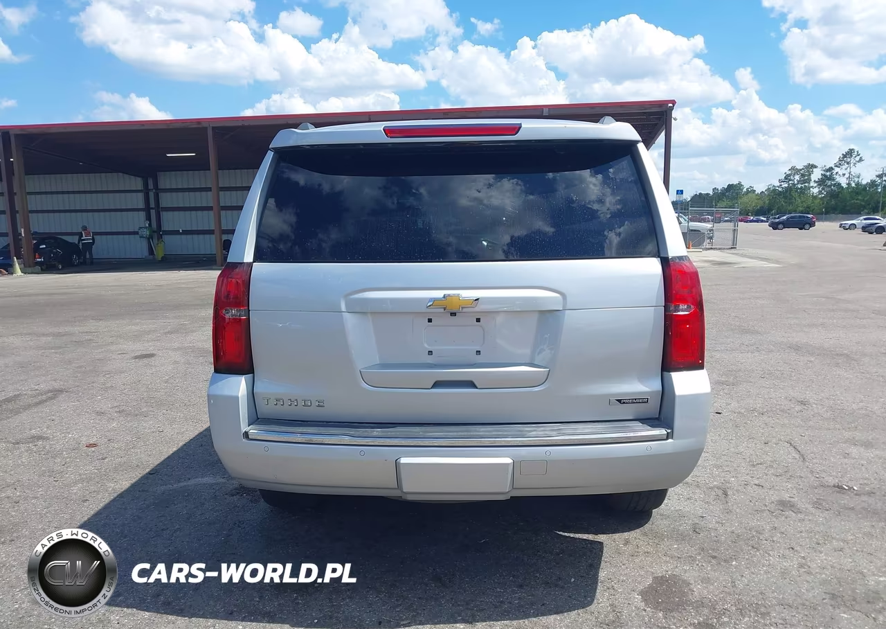 2018 Chevrolet Tahoe Premier VIN:1GNSCCKC2JR241720 - 17