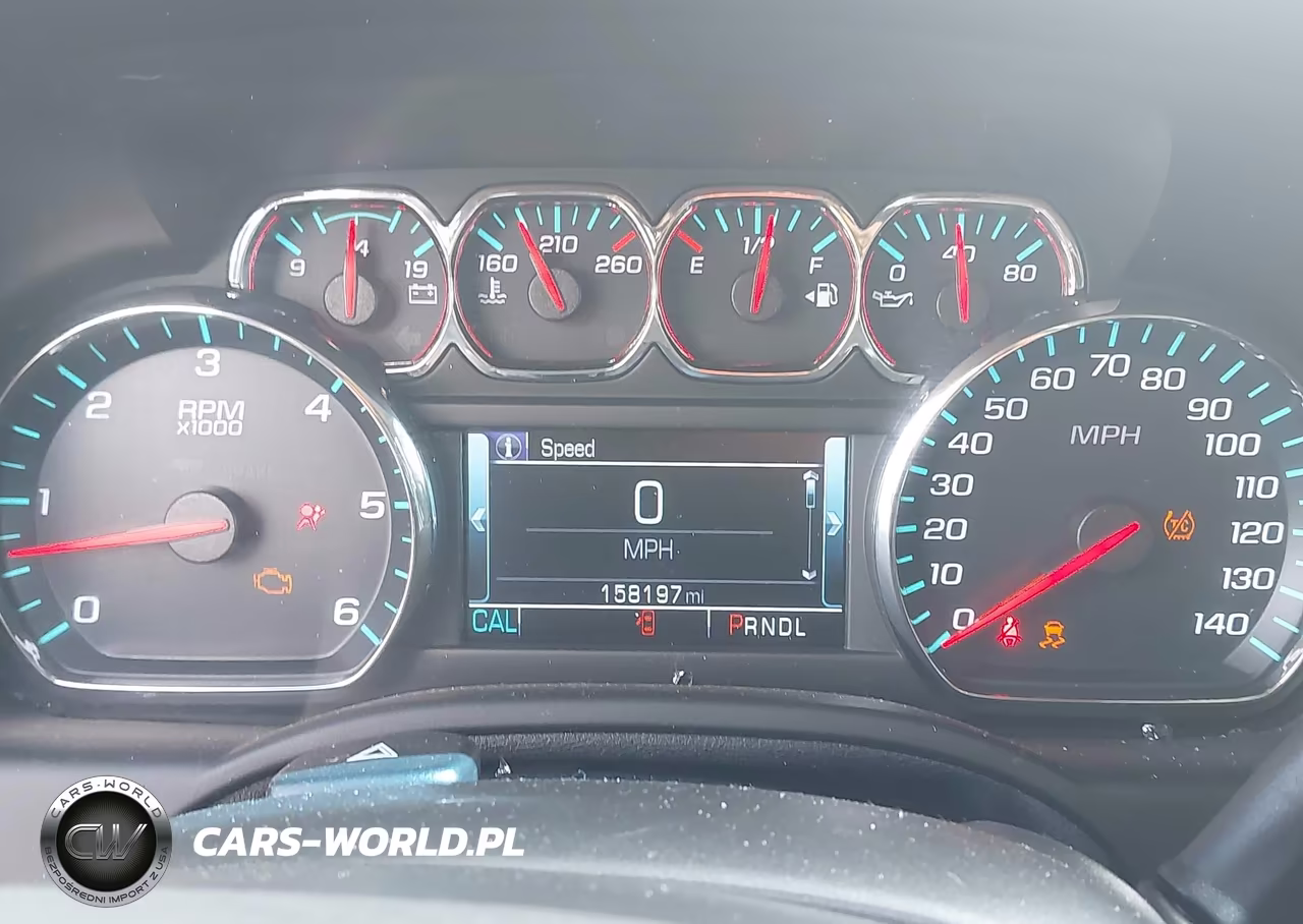 2018 Chevrolet Tahoe Premier VIN:1GNSCCKC2JR241720 - 7