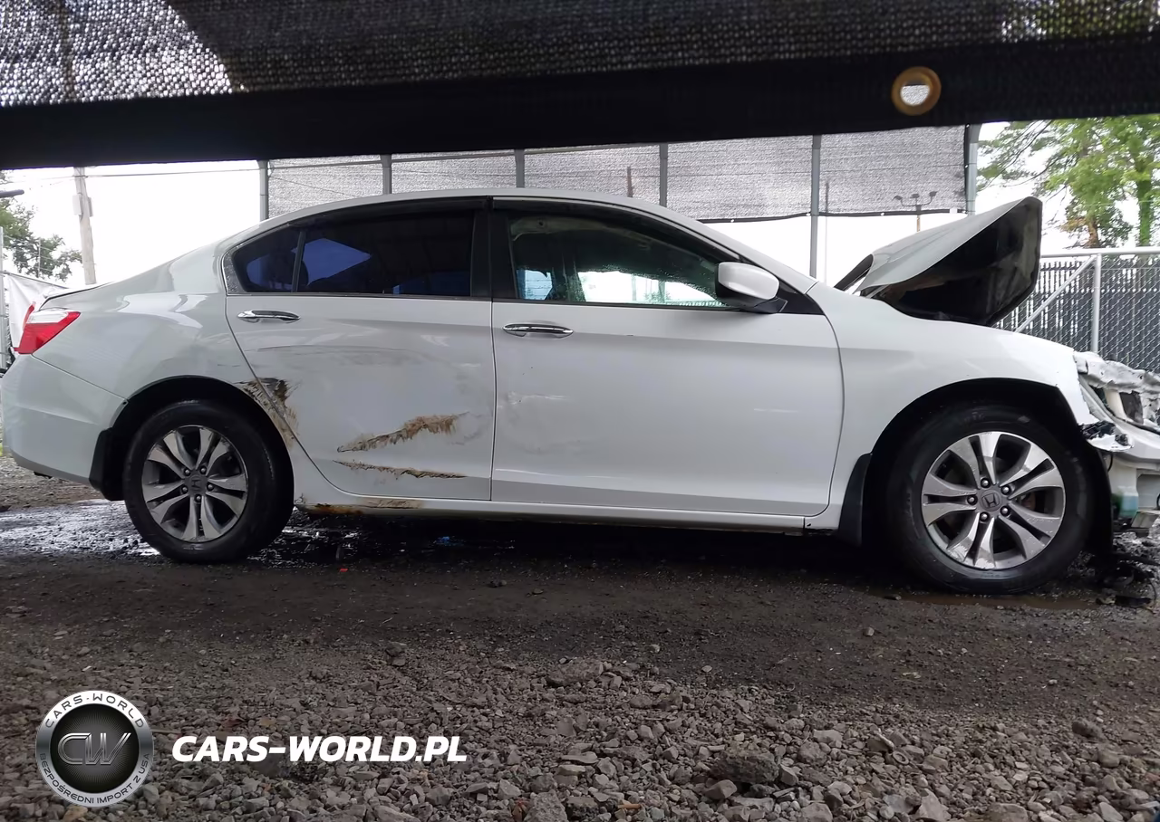 2015 Honda Accord Lx VIN:1HGCR2F31FA055710 - 13