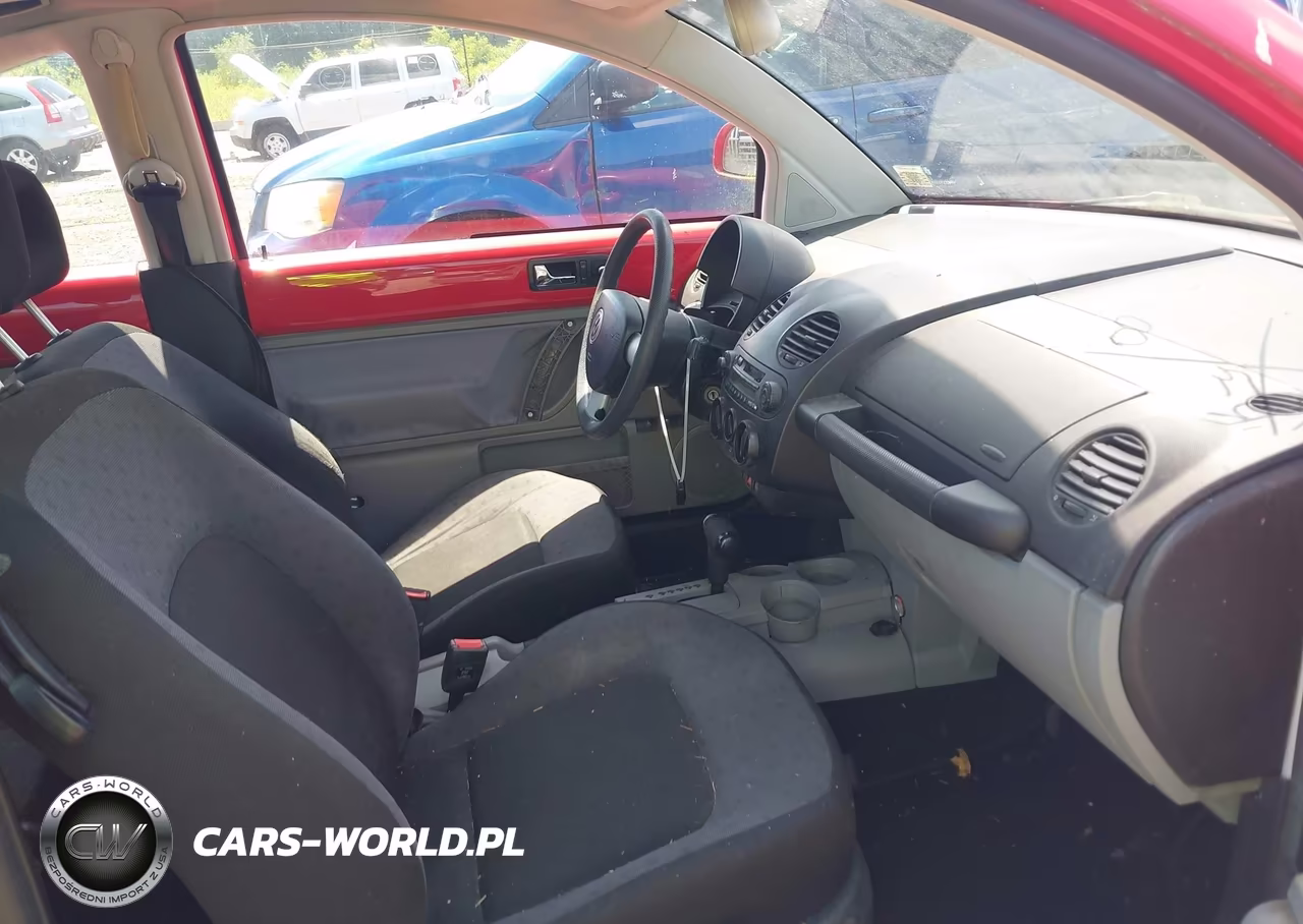 1999 Volkswagen New Beetle Gls VIN:3VWCC21C5XM418955 - 5
