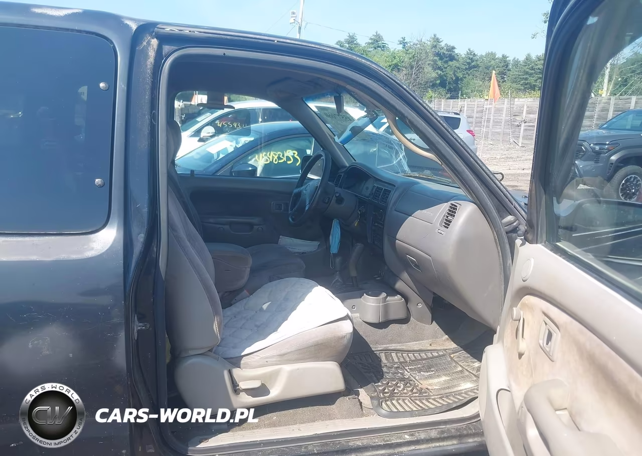 2001 Toyota Tacoma Base V6 VIN:5TEWN72N01Z860379 - 5