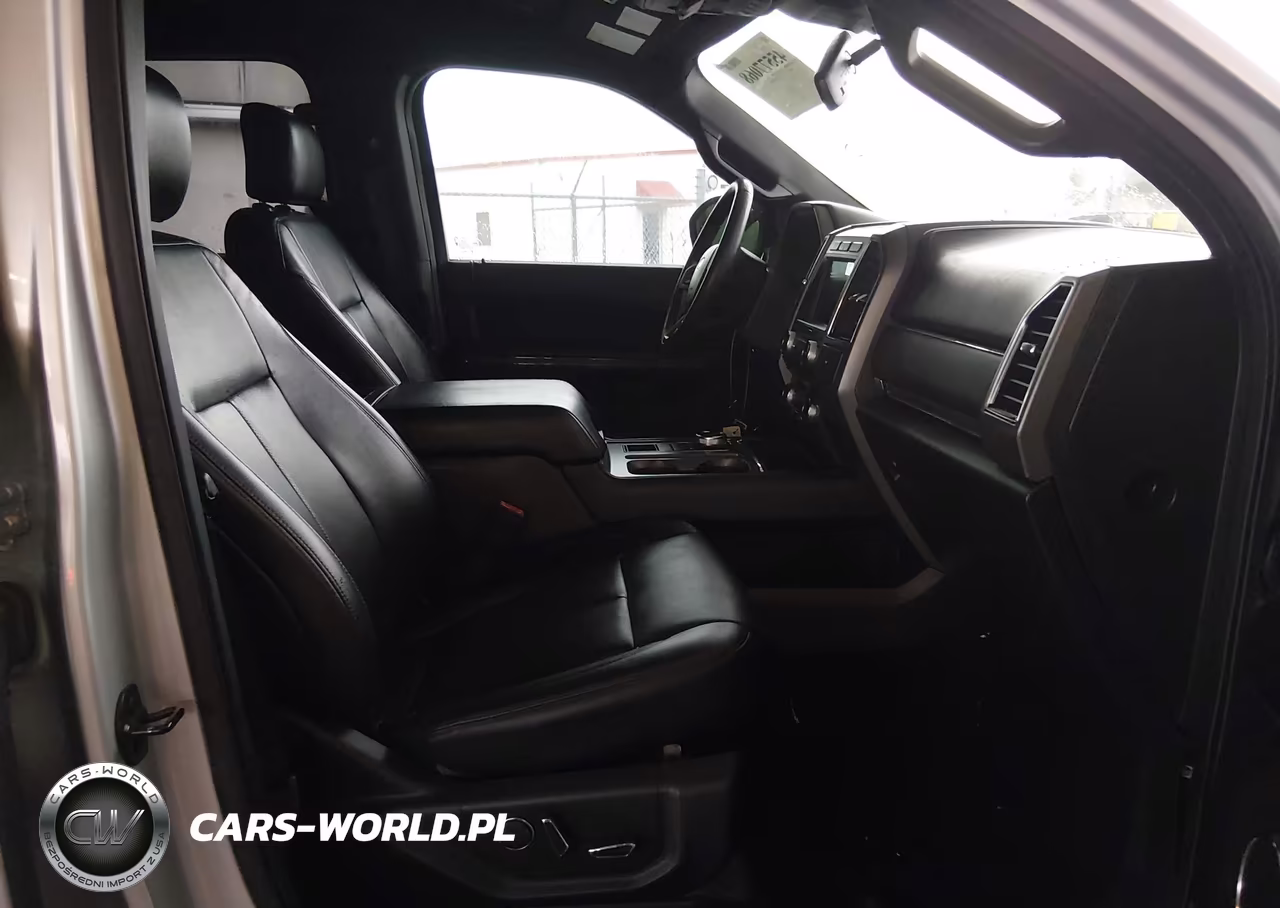 2018 Ford Expedition Xlt VIN:1FMJU1HT4JEA70324 - 5