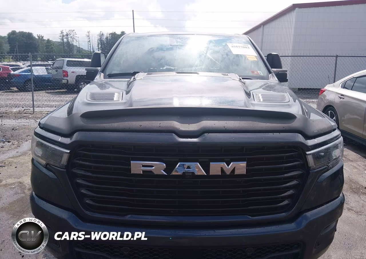 2025 Ram 1500 Laramie 4X4 5'7 Box VIN:1C6SRFJP1SN753501 - 12