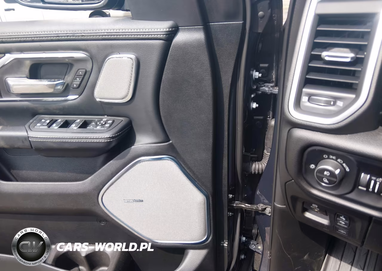 2025 Ram 1500 Laramie 4X4 5'7 Box VIN:1C6SRFJP1SN753501 - 20