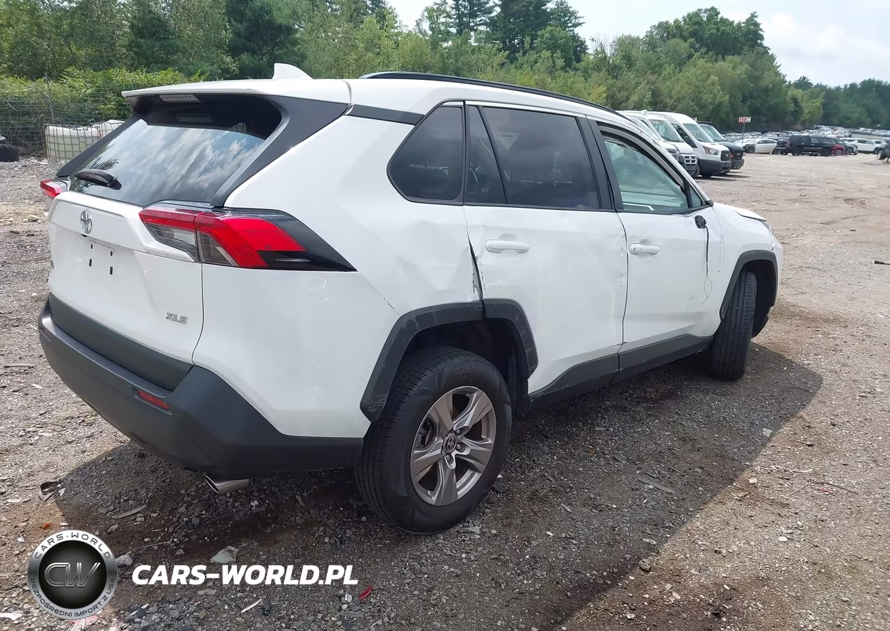 2023 Toyota Rav4 Xle VIN:2T3W1RFVXPW273516 - 4