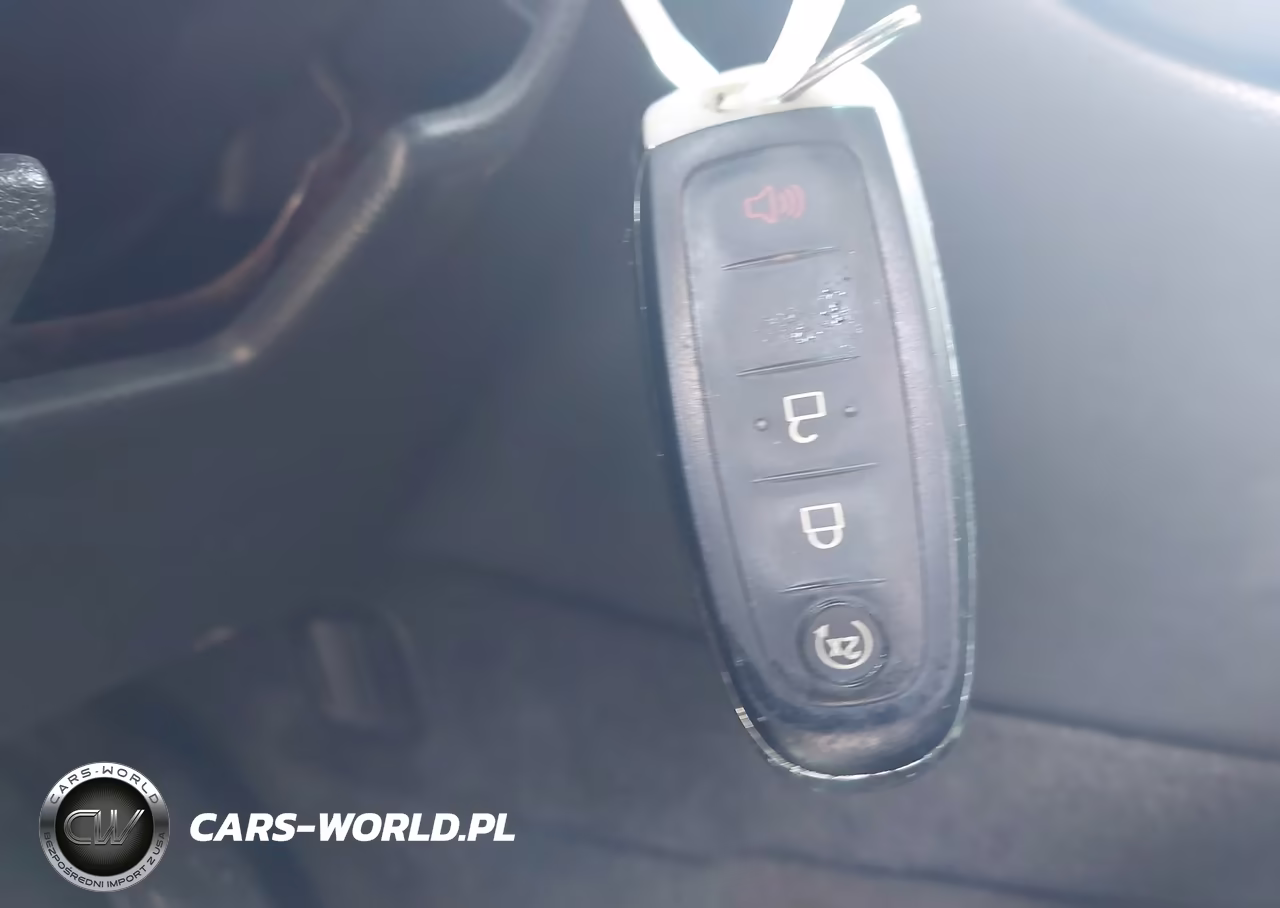 2013 Ford Taurus Limited VIN:1FAHP2F84DG200213 - 11