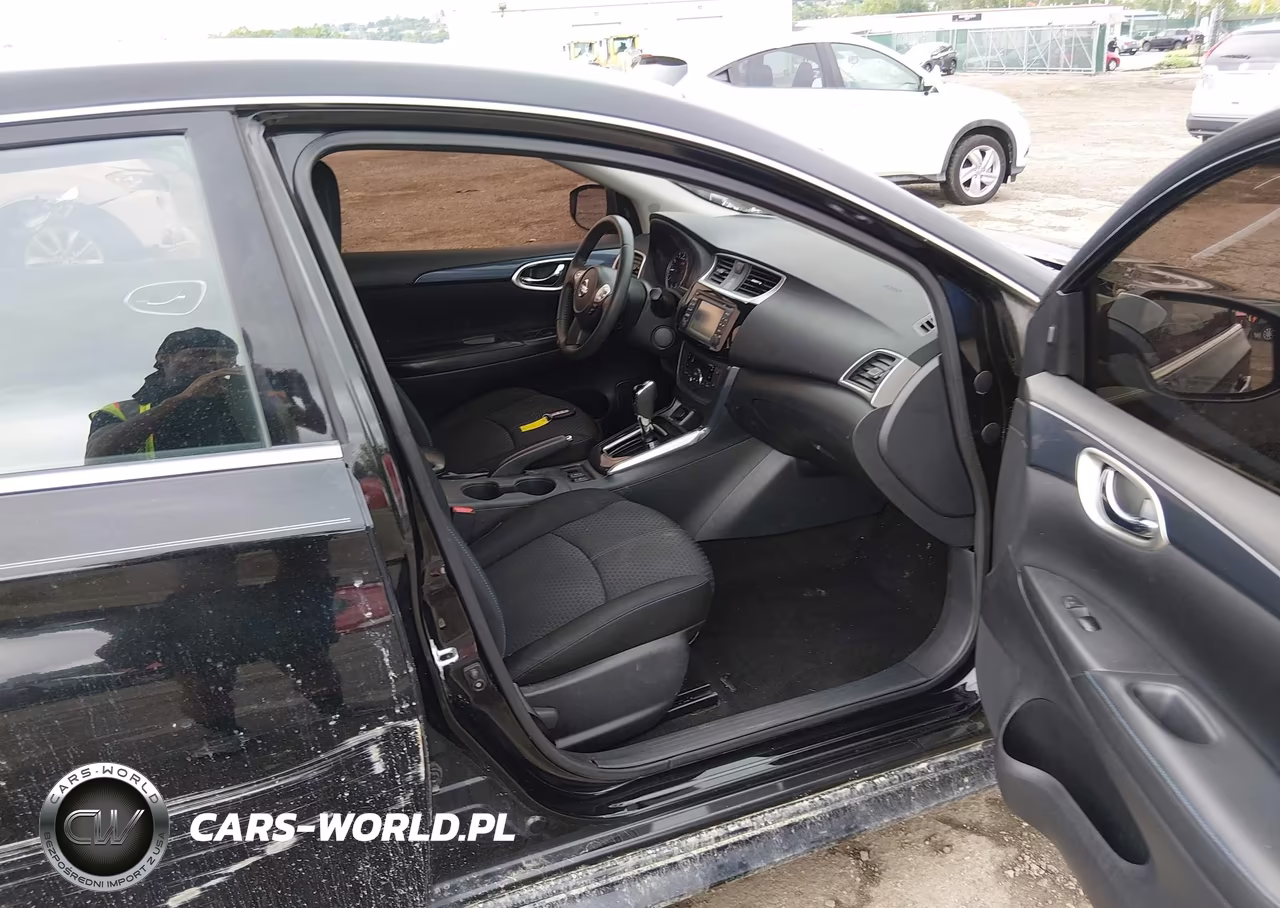 2018 Nissan Sentra Sr VIN:3N1AB7AP7JY213752 - 5
