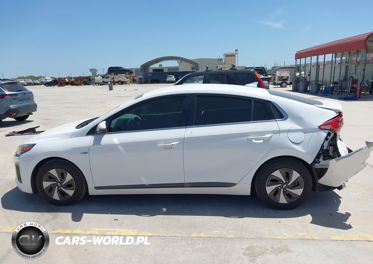 2018 Hyundai Ioniq Hybrid Sel VIN:KMHC75LC0JU103288 - 14