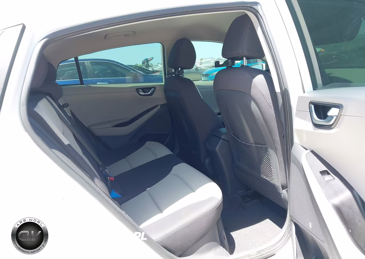 2018 Hyundai Ioniq Hybrid Sel VIN:KMHC75LC0JU103288 - 8