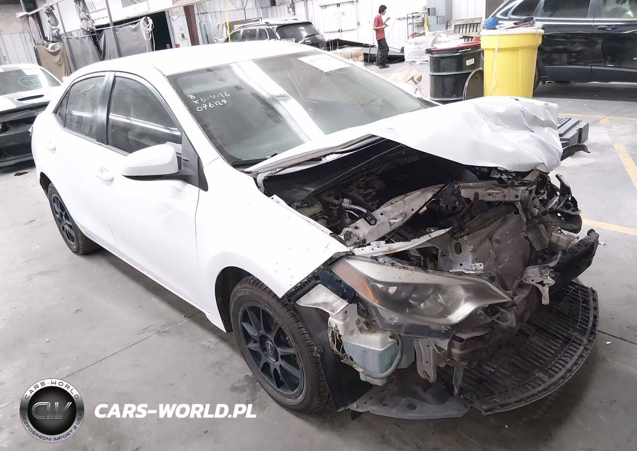 2014 Toyota Corolla Le – zdjęcie 1 z 17