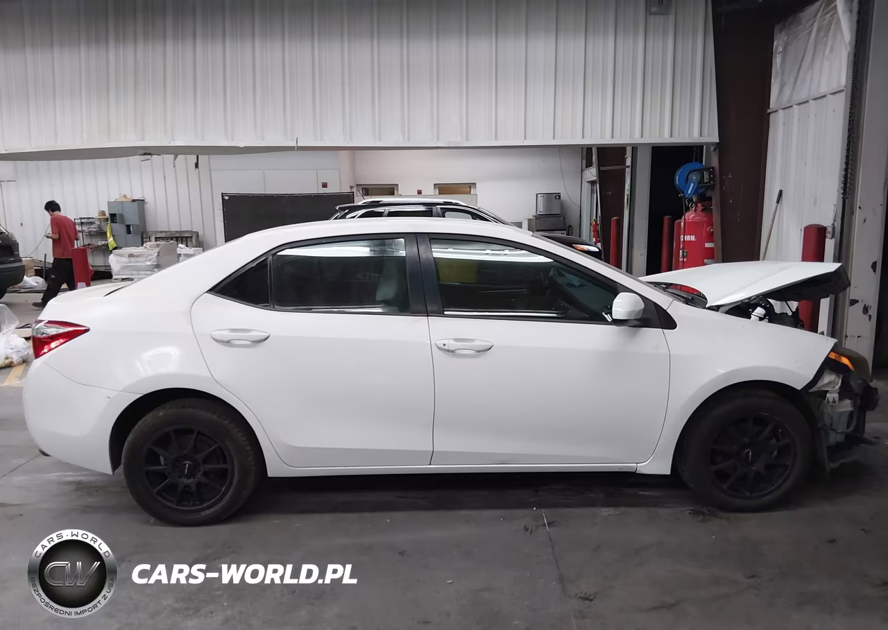 2014 Toyota Corolla Le VIN:5YFBURHE8EP076127 - 14