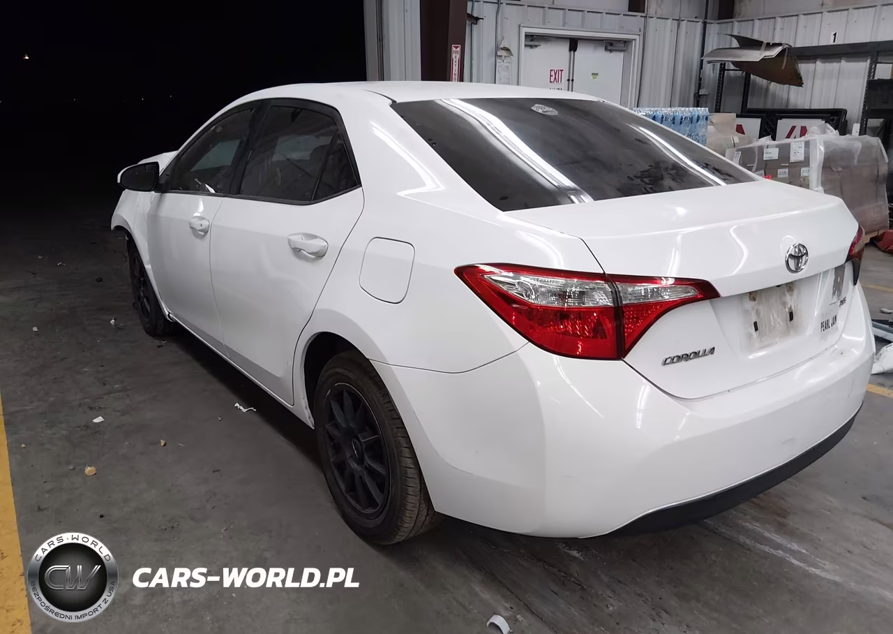 2014 Toyota Corolla Le VIN:5YFBURHE8EP076127 - 3