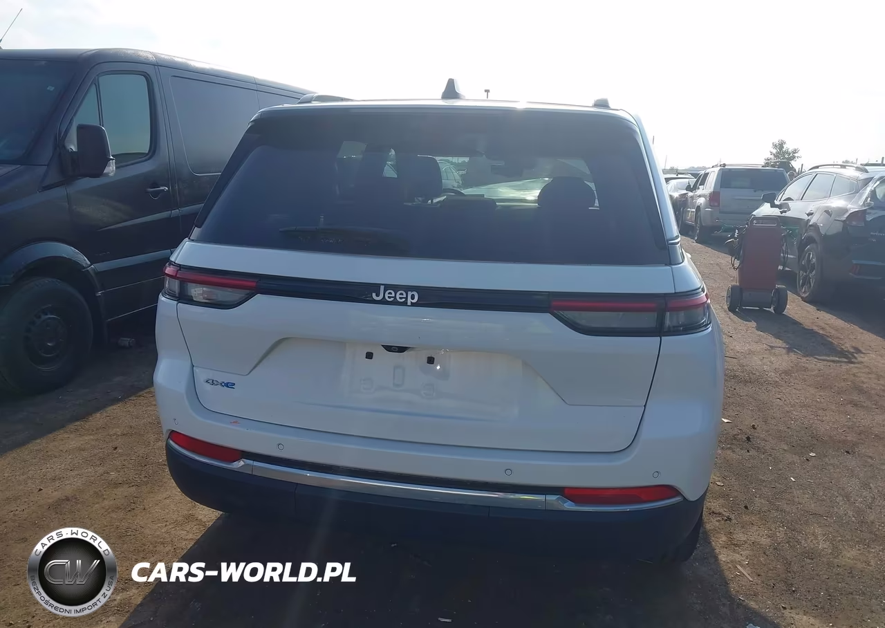 2024 Jeep Grand Cherokee 4Xe VIN:1C4RJYB64RC133862 - 16