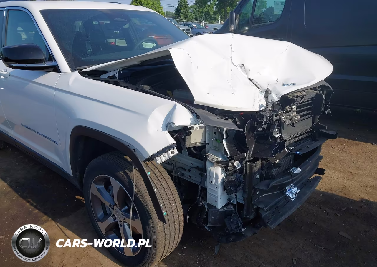 2024 Jeep Grand Cherokee 4Xe VIN:1C4RJYB64RC133862 - 18