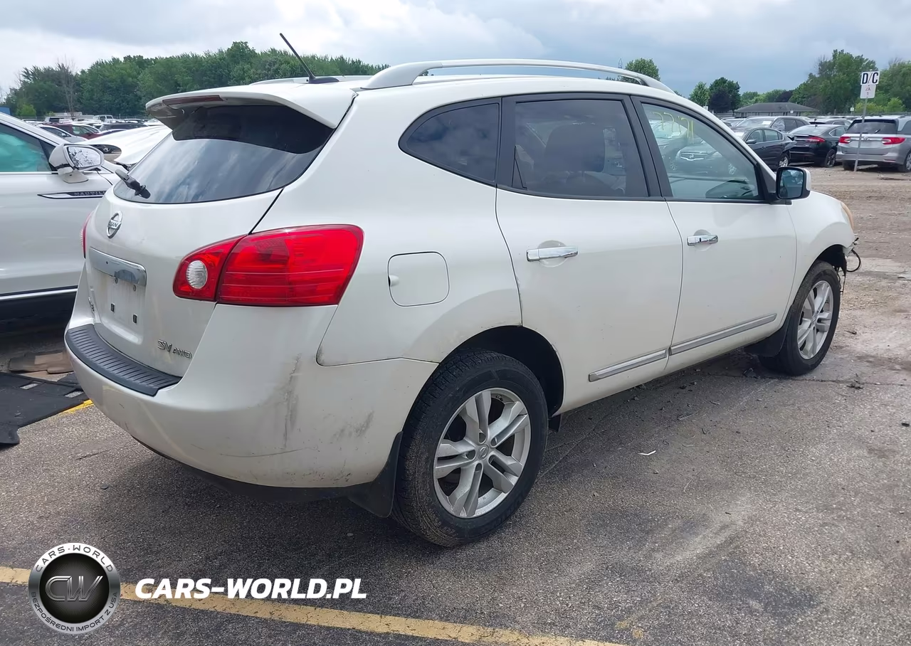 2013 Nissan Rogue Sv VIN:JN8AS5MV4DW111028 - 4