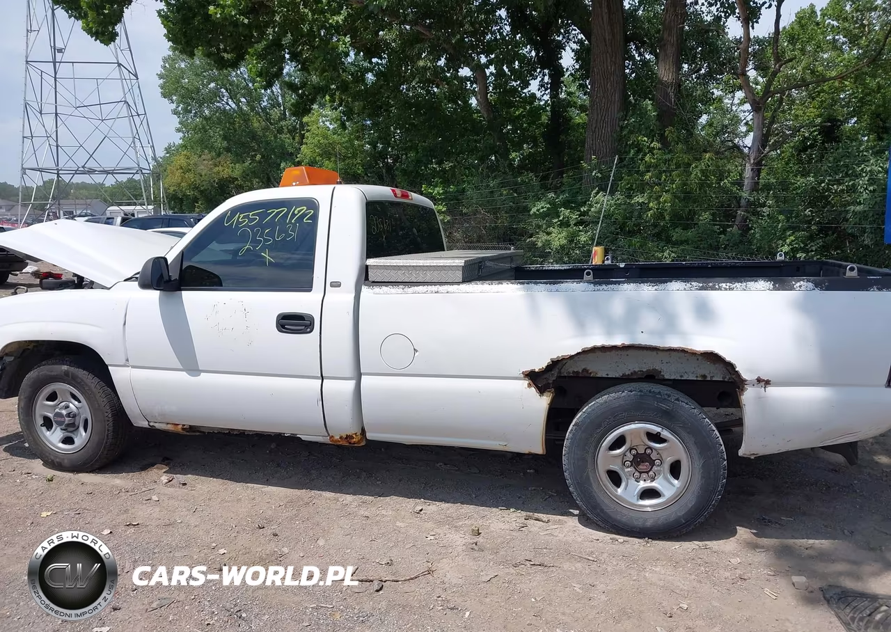 2003 Chevrolet Silverado 1500 Work Truck VIN:1GCEC14XX3Z235631 - 14
