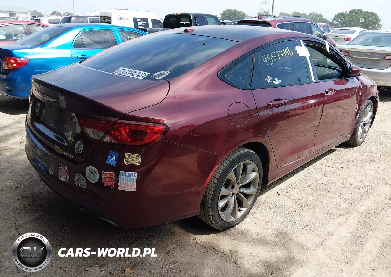 2015 Chrysler 200 S VIN:1C3CCCBB1FN578211 - 4