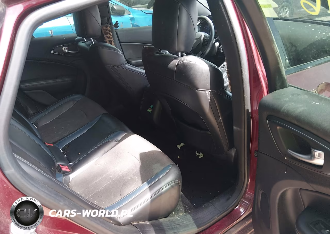 2015 Chrysler 200 S VIN:1C3CCCBB1FN578211 - 8