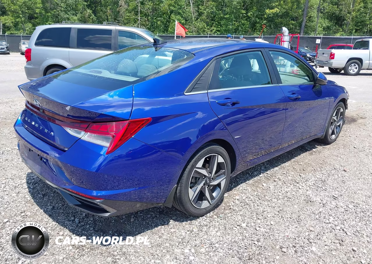 2022 Hyundai Elantra Sel VIN:KMHLN4AG9NU216314 - 4