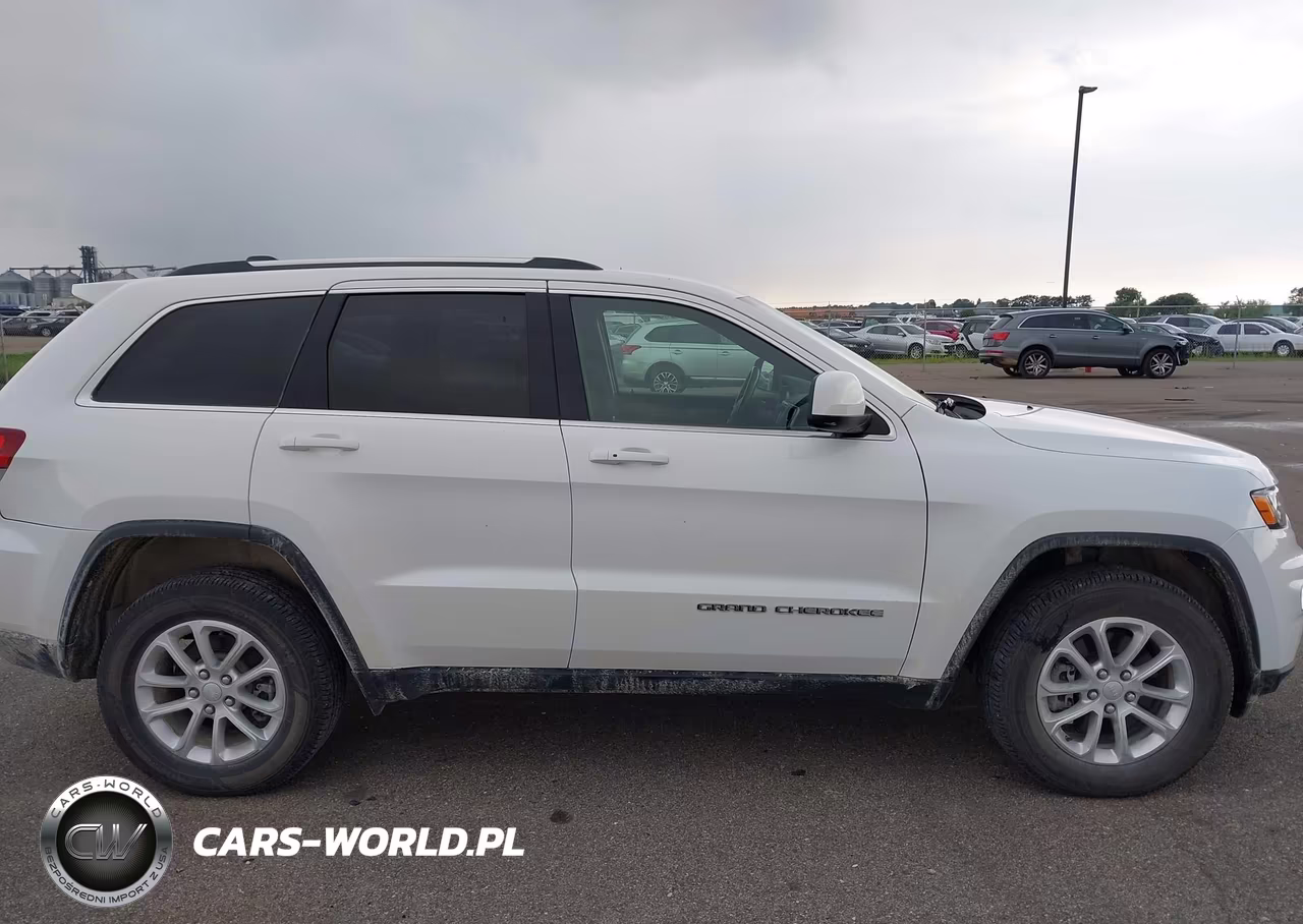 2021 Jeep Grand Cherokee Laredo E 4X4 VIN:1C4RJFAG5MC872844 - 13
