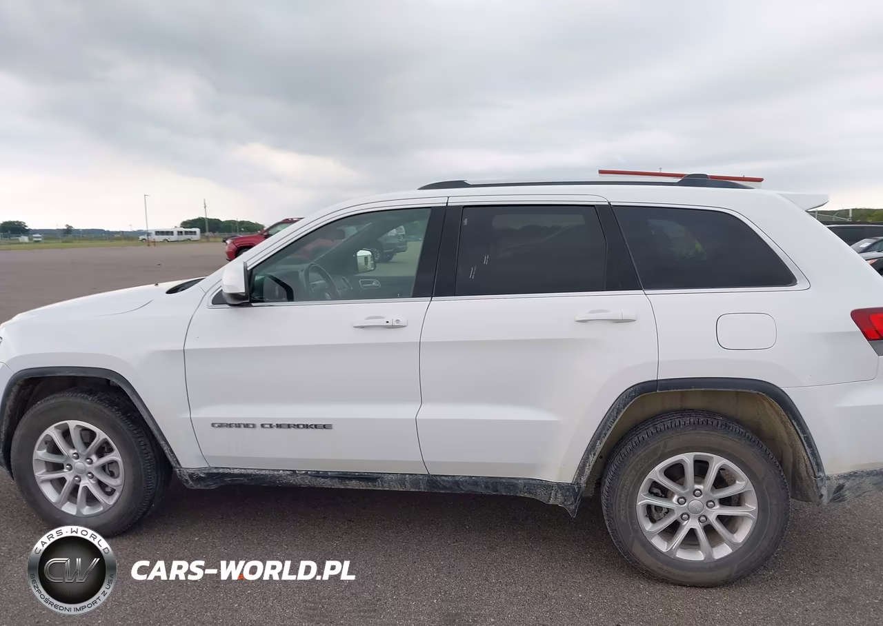2021 Jeep Grand Cherokee Laredo E 4X4 VIN:1C4RJFAG5MC872844 - 14