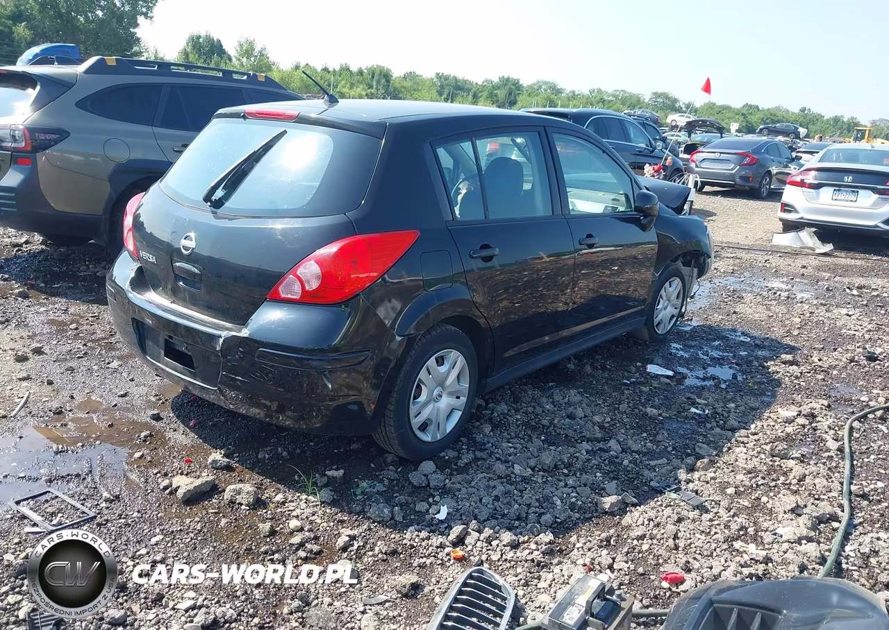 2010 Nissan Versa 1.8S VIN:3N1BC1CP3AL387066 - 4