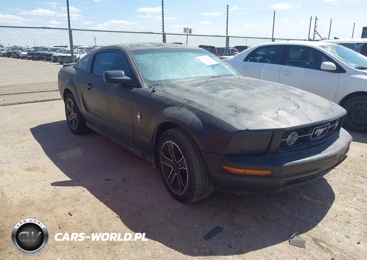2007 Ford Mustang V6 Deluxe-V6 Premium