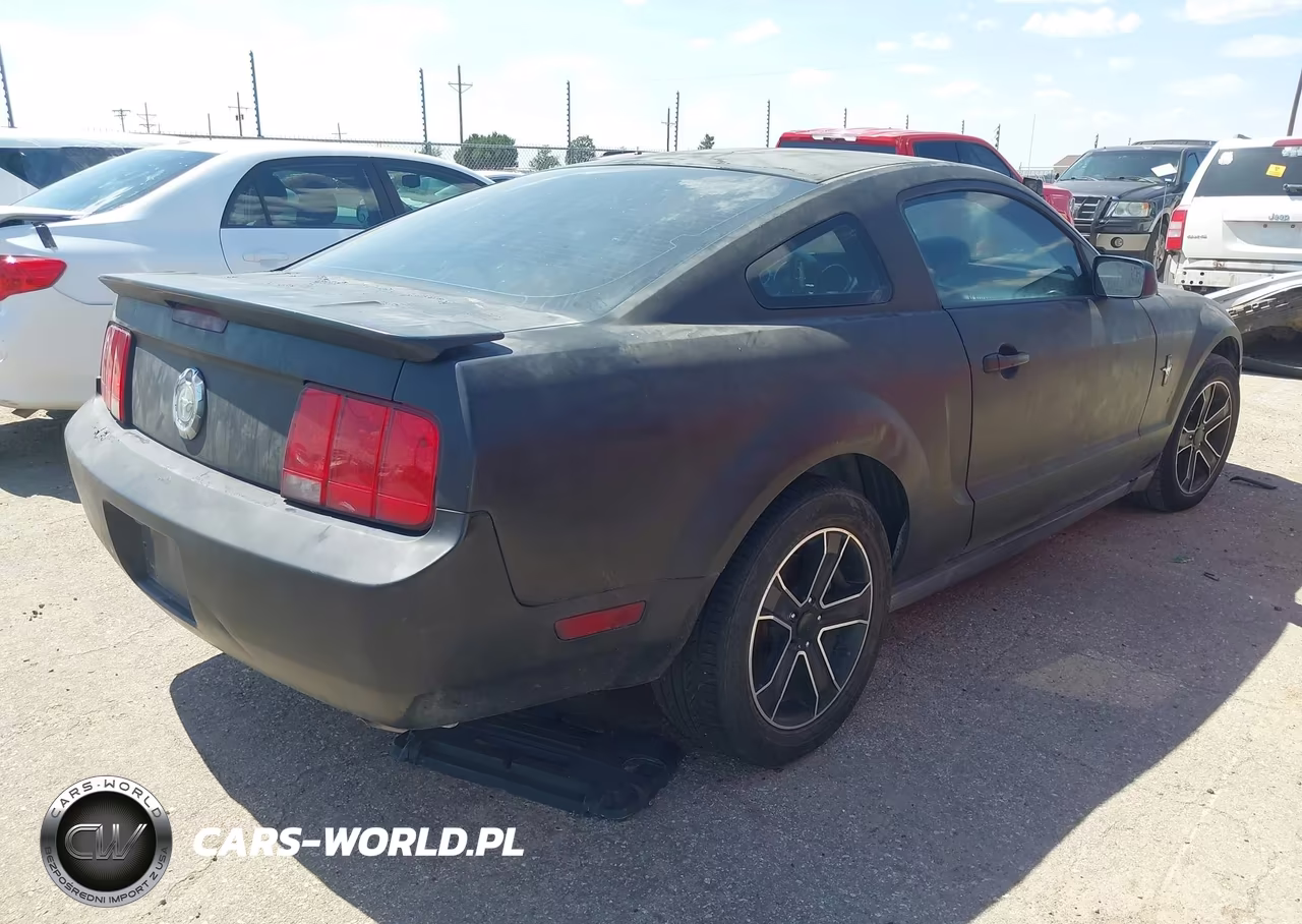 2007 Ford Mustang V6 Deluxe-V6 Premium VIN:1ZVFT80N975288610 - 4